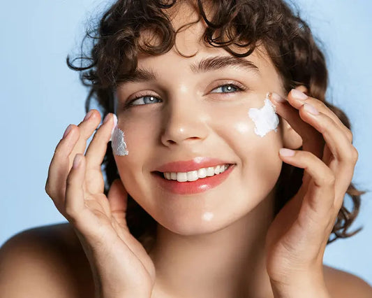 Elera Glow LumiEssence C Nourishing Cream