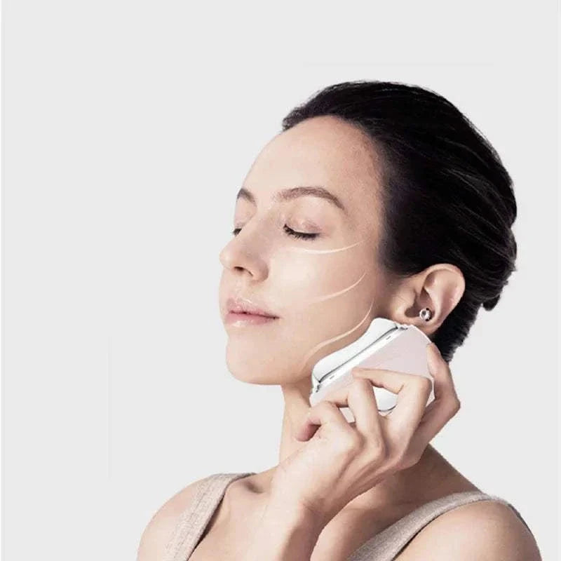 Elera Glow White / USB Microcurrent Beauty Device